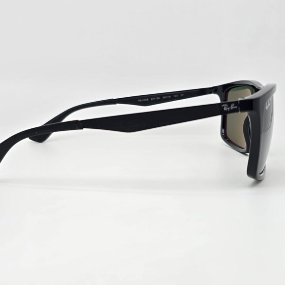 Ray-Ban RB4228 601/9A Black Frame Polarized G15 Green Lens Sunglasses Italy 58mm - Picture 5 of 13